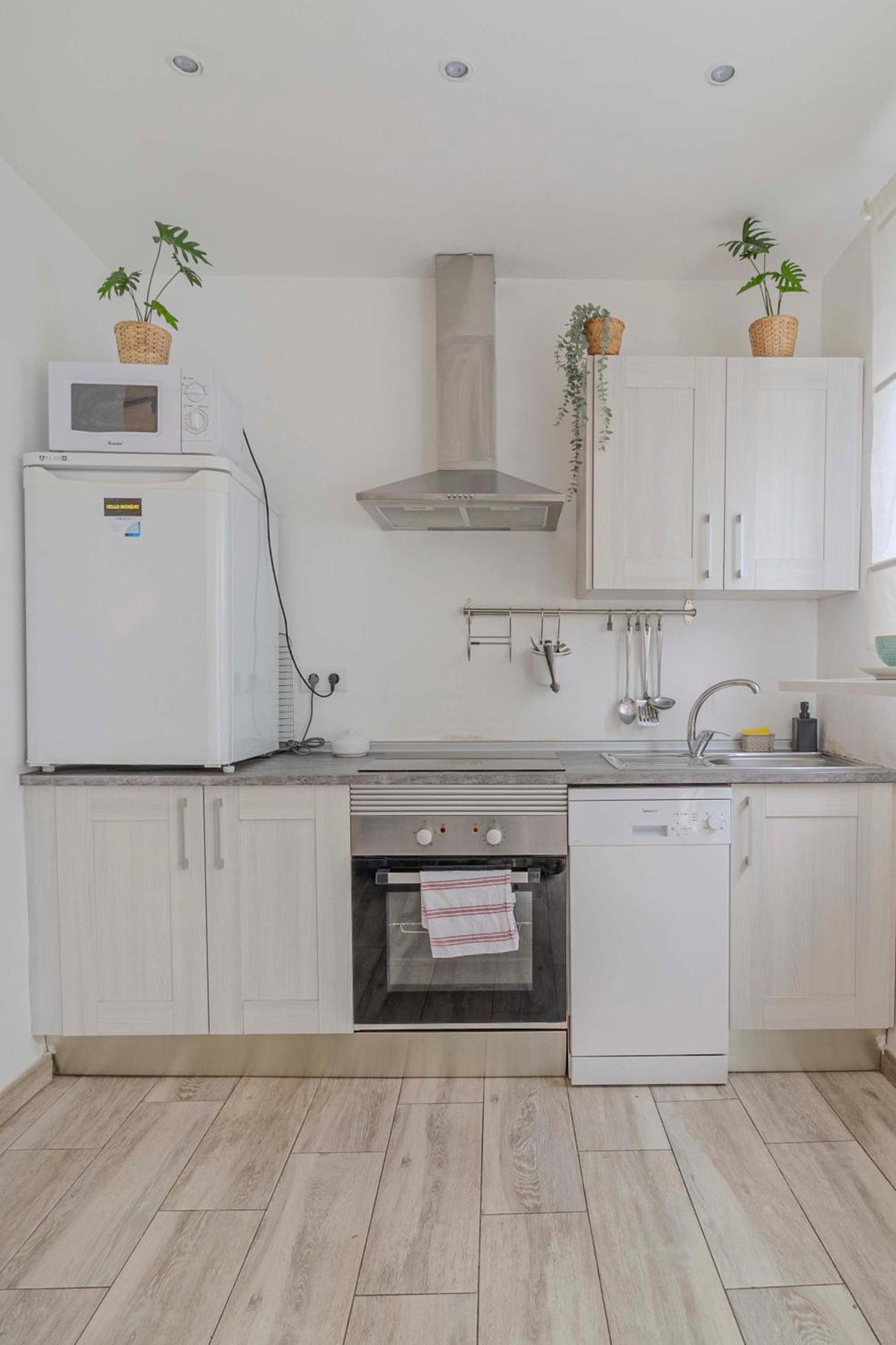 Apartamentos Los Remedios Sevilla Bagian luar foto