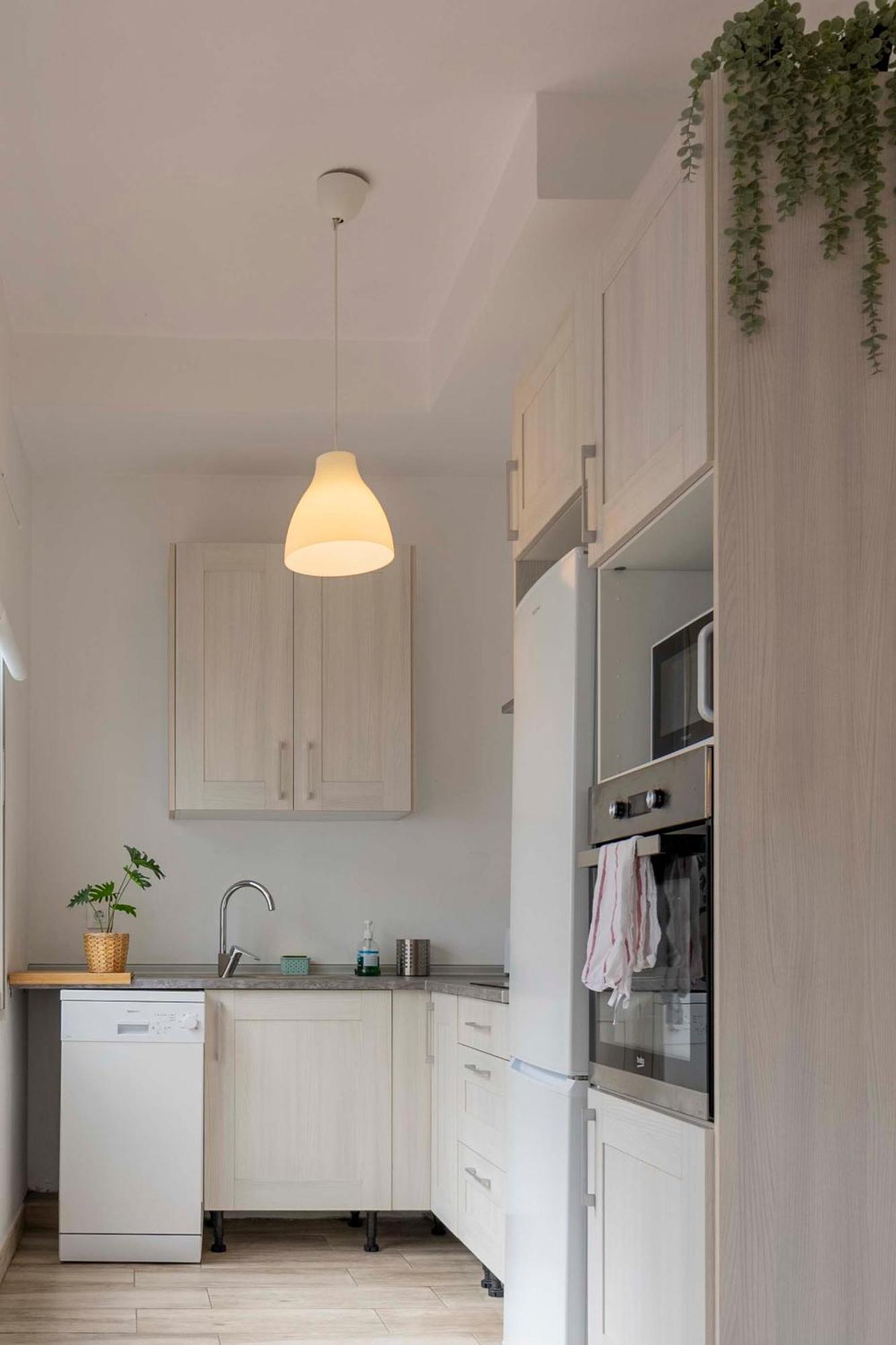 Apartamentos Los Remedios Sevilla Bagian luar foto