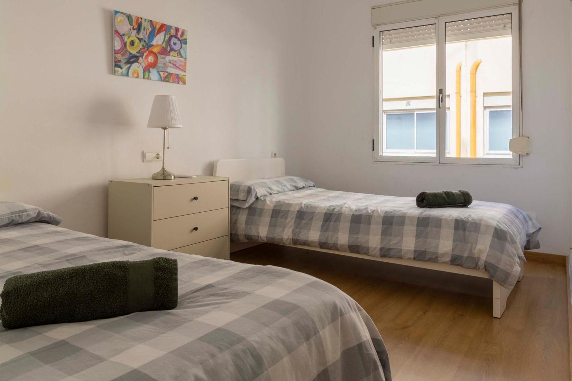 Apartamentos Los Remedios Sevilla Bagian luar foto