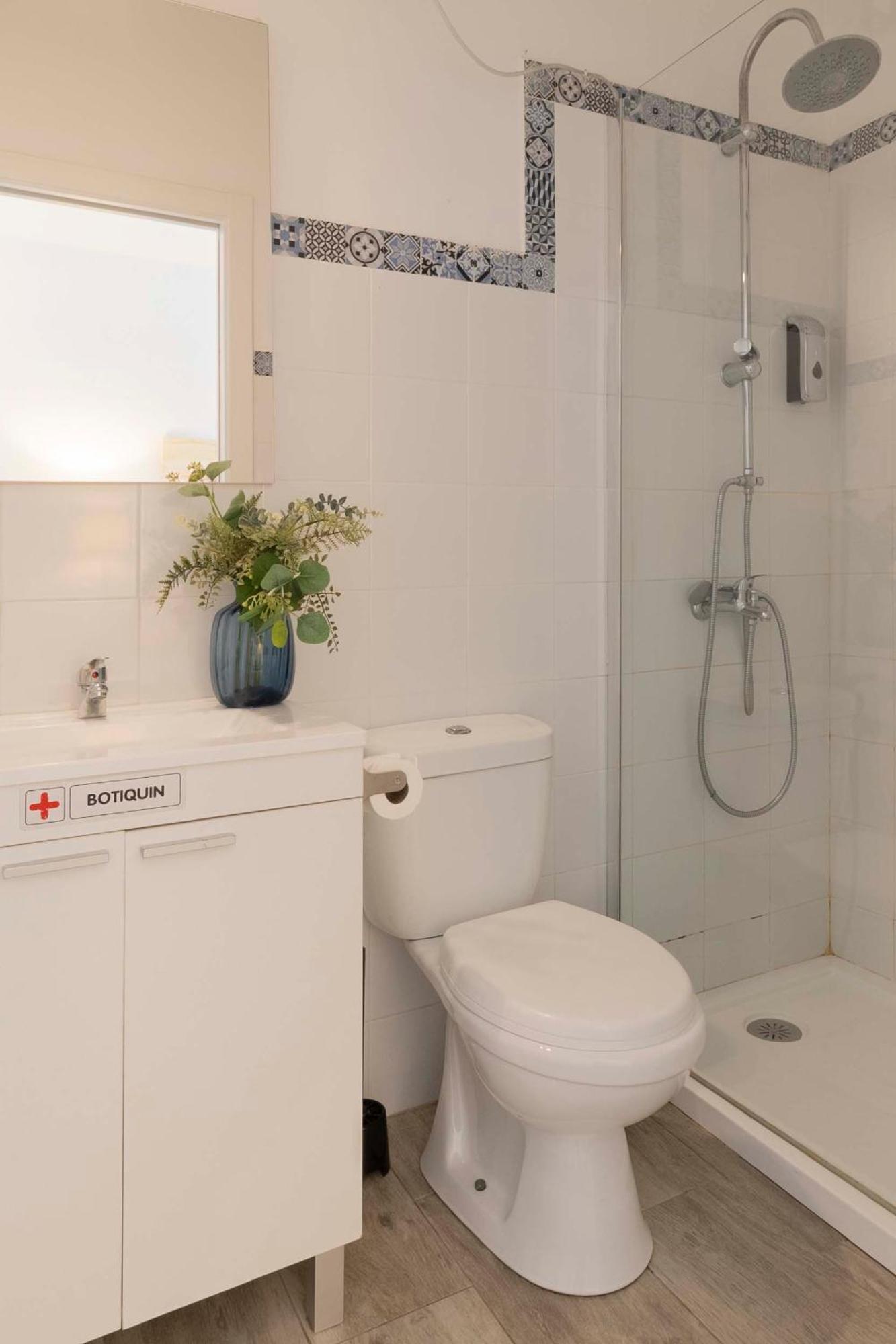 Apartamentos Los Remedios Sevilla Bagian luar foto