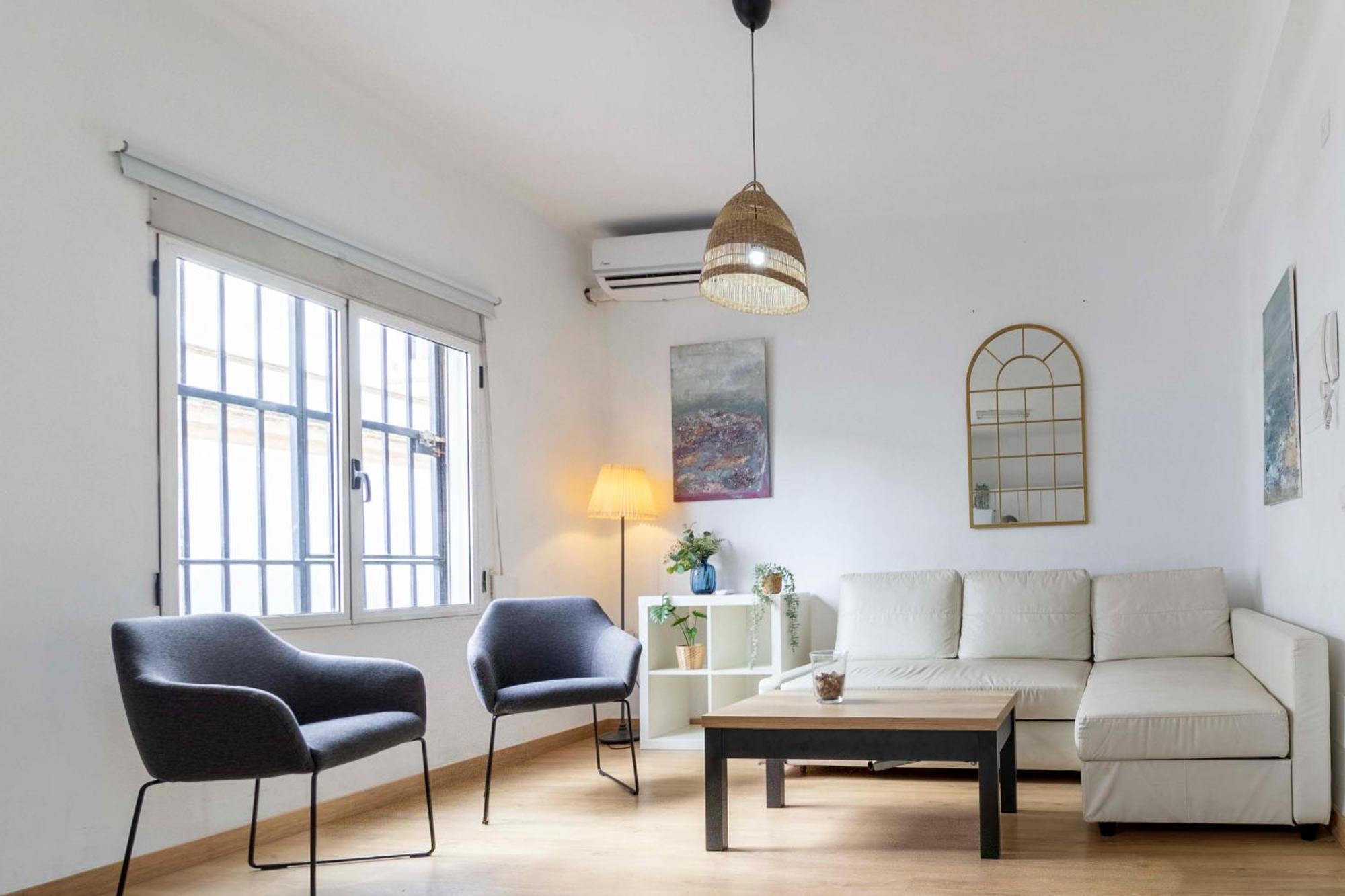 Apartamentos Los Remedios Sevilla Bagian luar foto